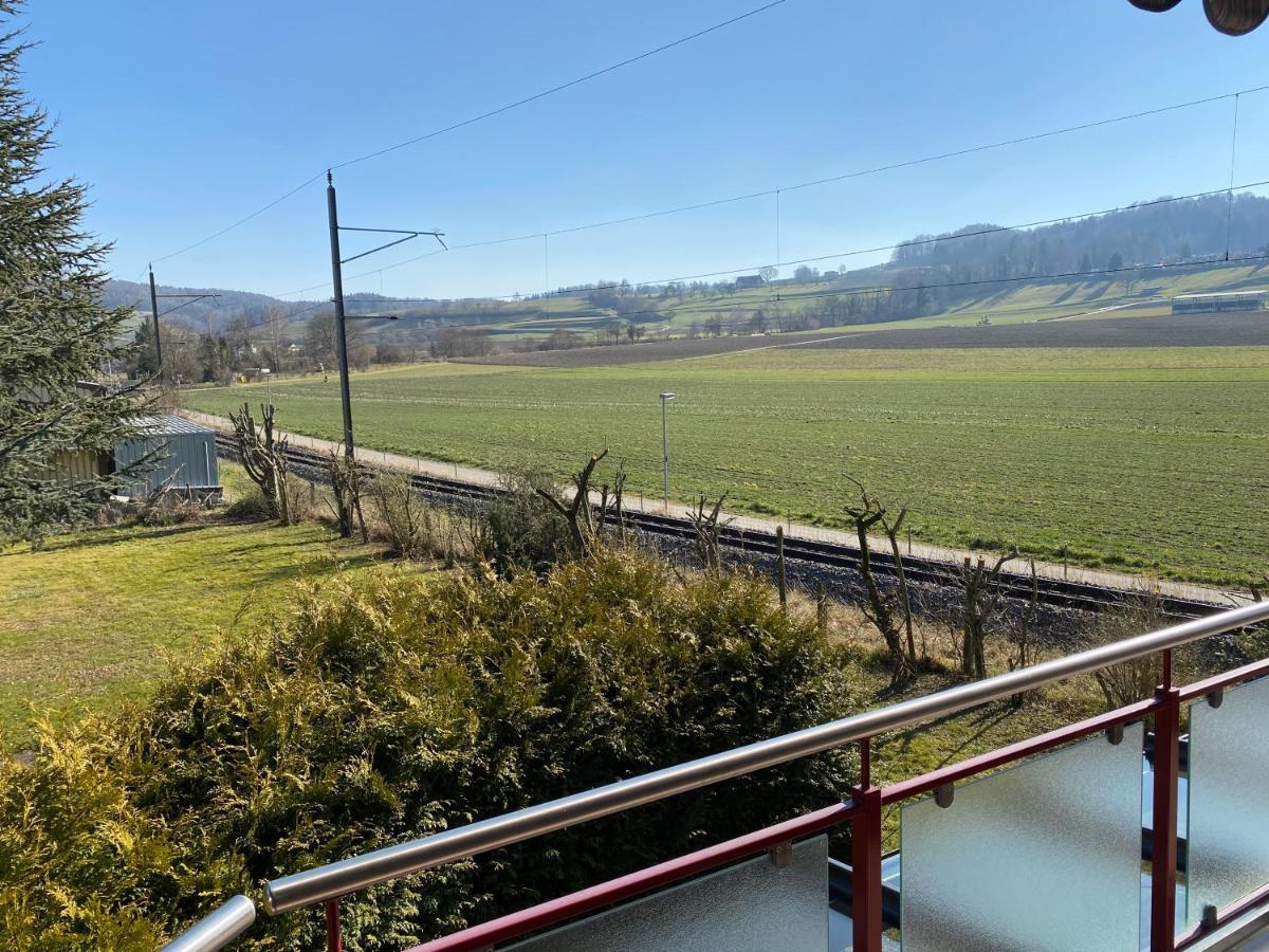 Grosszugige Ferienwohnung Eschenz Buitenkant foto