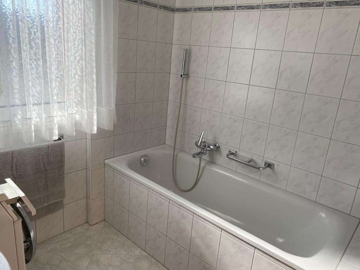 Grosszugige Ferienwohnung Eschenz Buitenkant foto